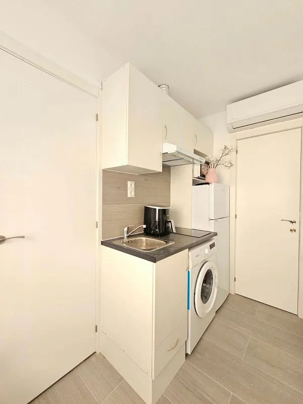 Furnished Studio in Urban Centre