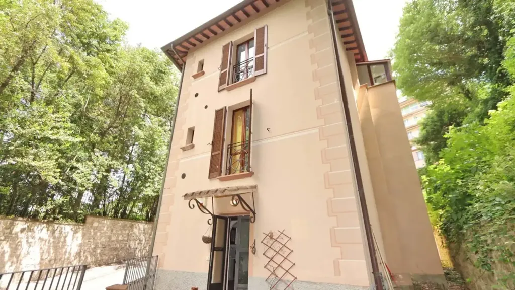 Välivaade - Trilocale with Garden in Perugia