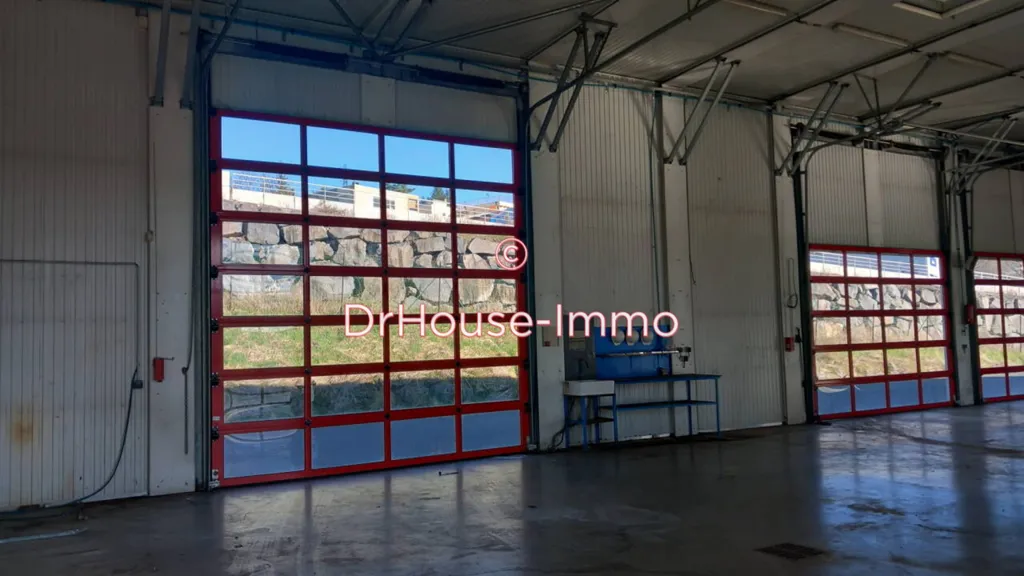 Garage - Local Commercial avec Atelier à Chirel, Le Puy-en-Velay