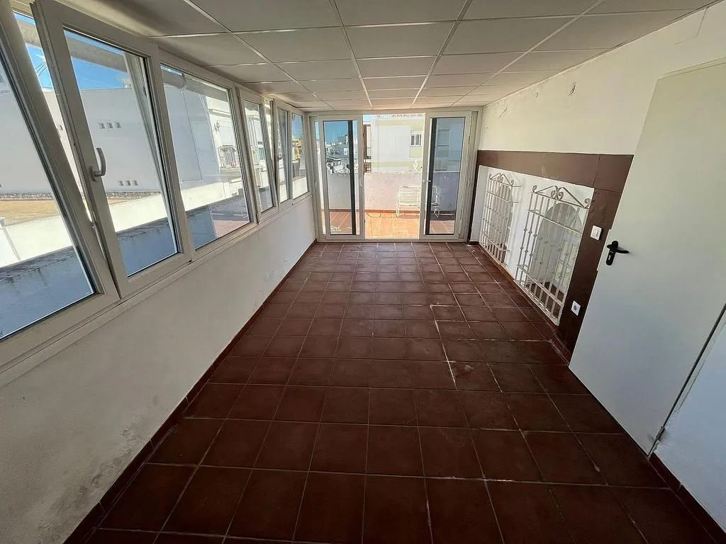 Terrazza - City Centre Flat with Private Rooftop in Central City