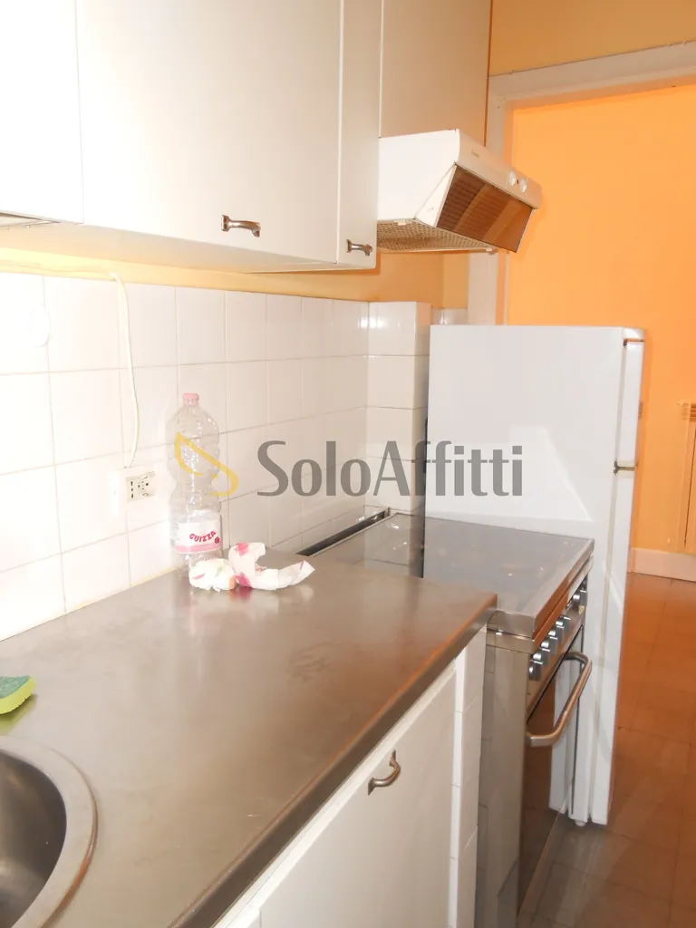 Köök - Fully Furnished Flat with Balcony in Central Pavia