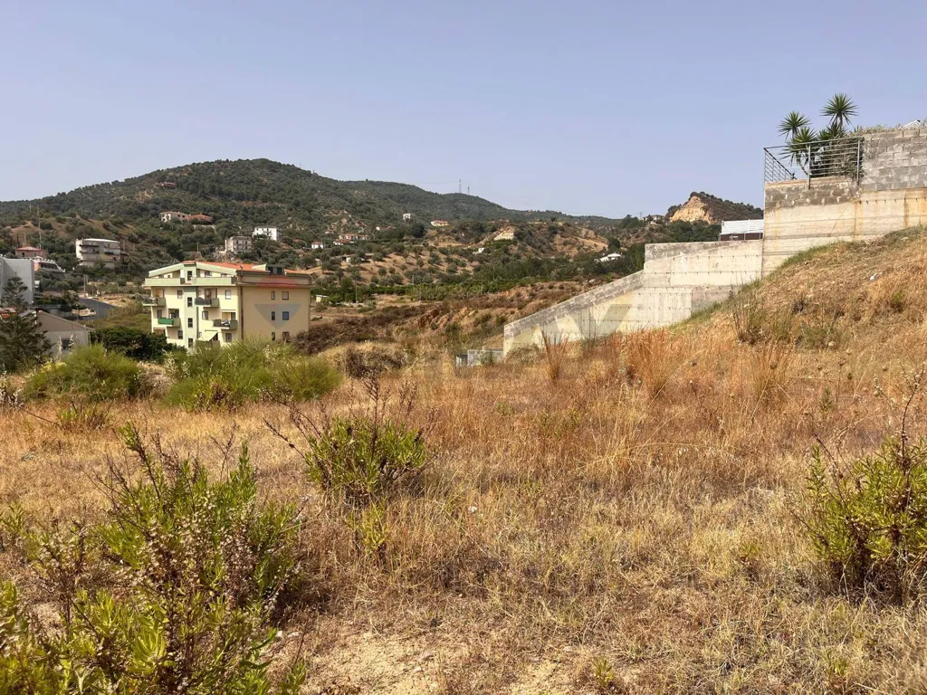 Jardin - Buildable Land with Panoramic View in Corigliano-Rossano