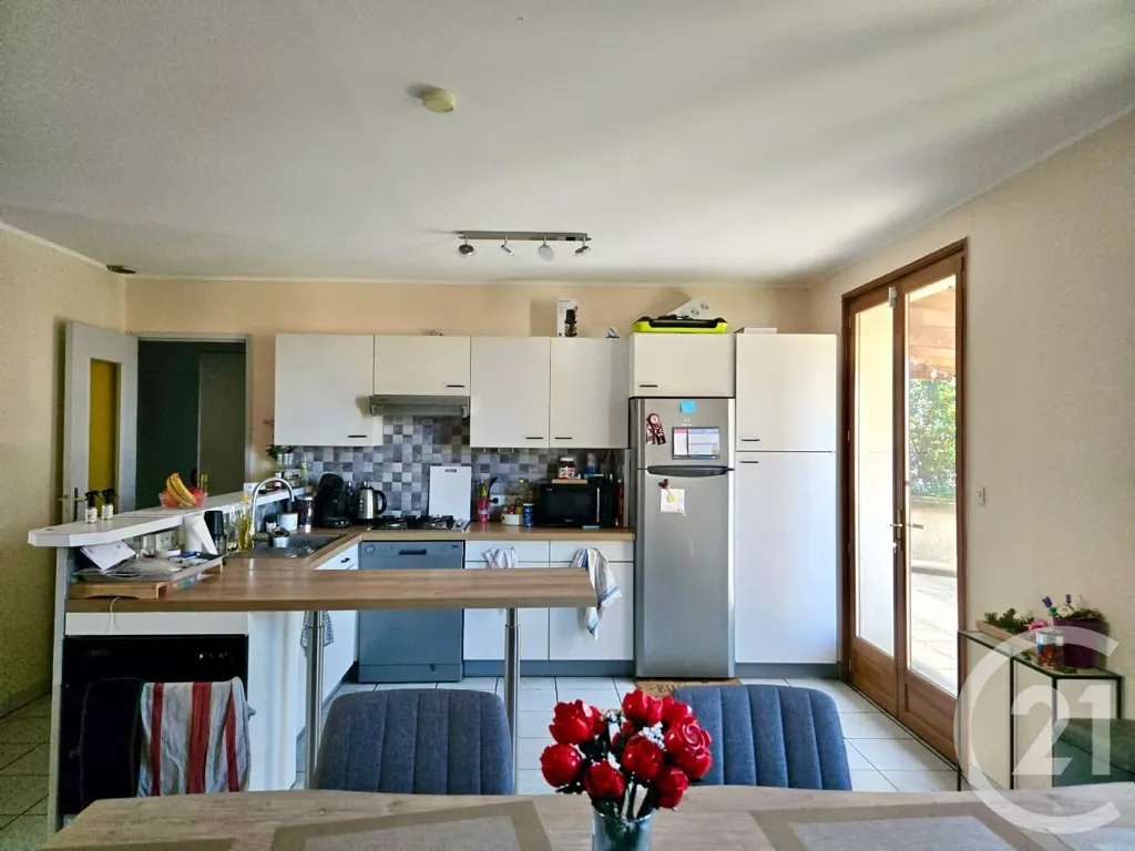 Cuisine - Maison avec Terrasse et Jardin à Saint-Étienne