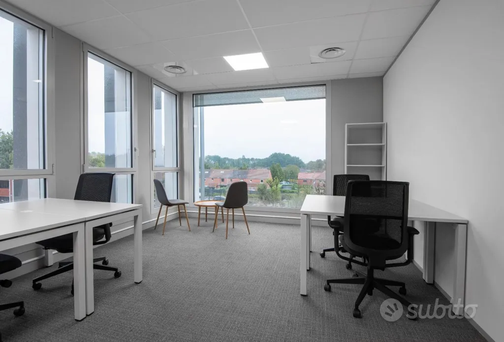 Kabinet - Dedicated Office Space for 3 in Milan