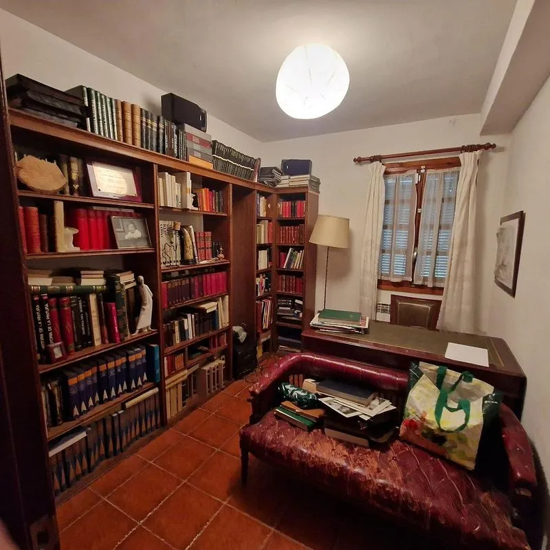 Bureau - Chalet with Garden in Bustarviejo