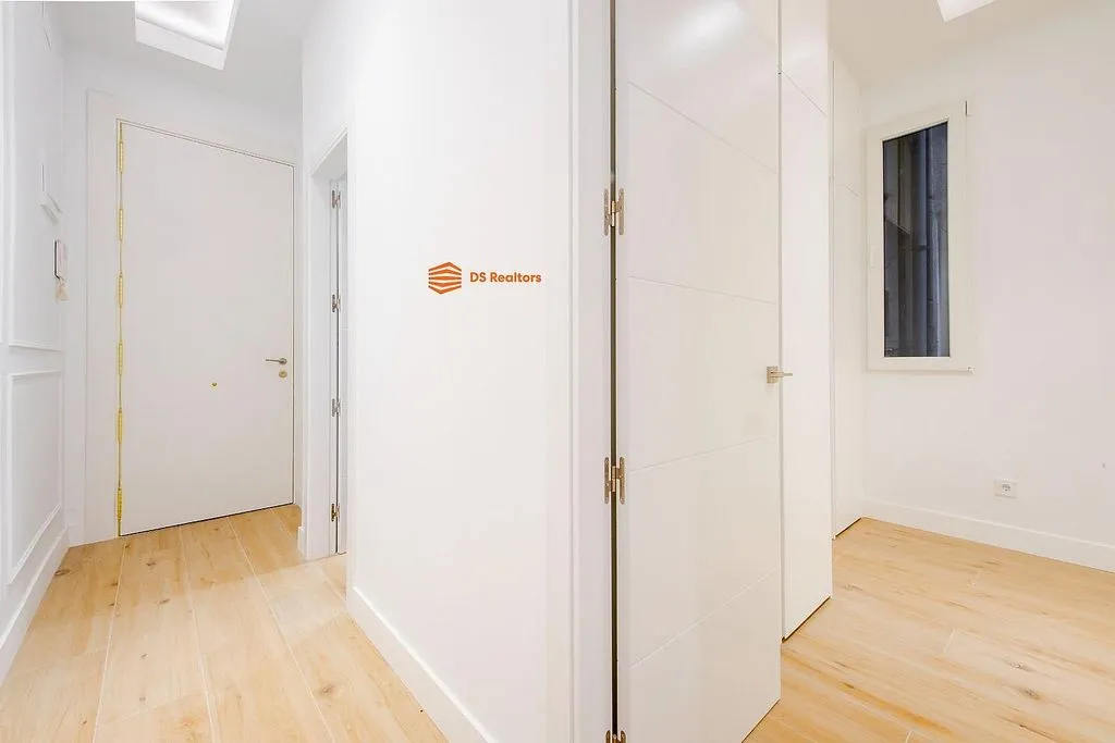 Esik - Modern Flat with A/C in Retiro District