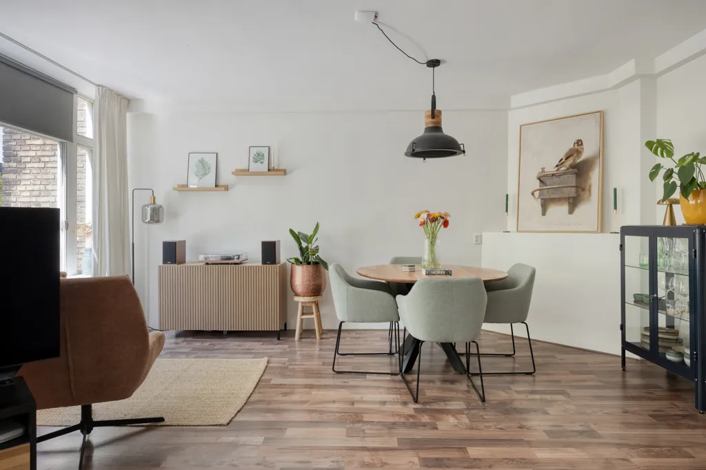 3 magamistoaga korter asukohas Amsterdam