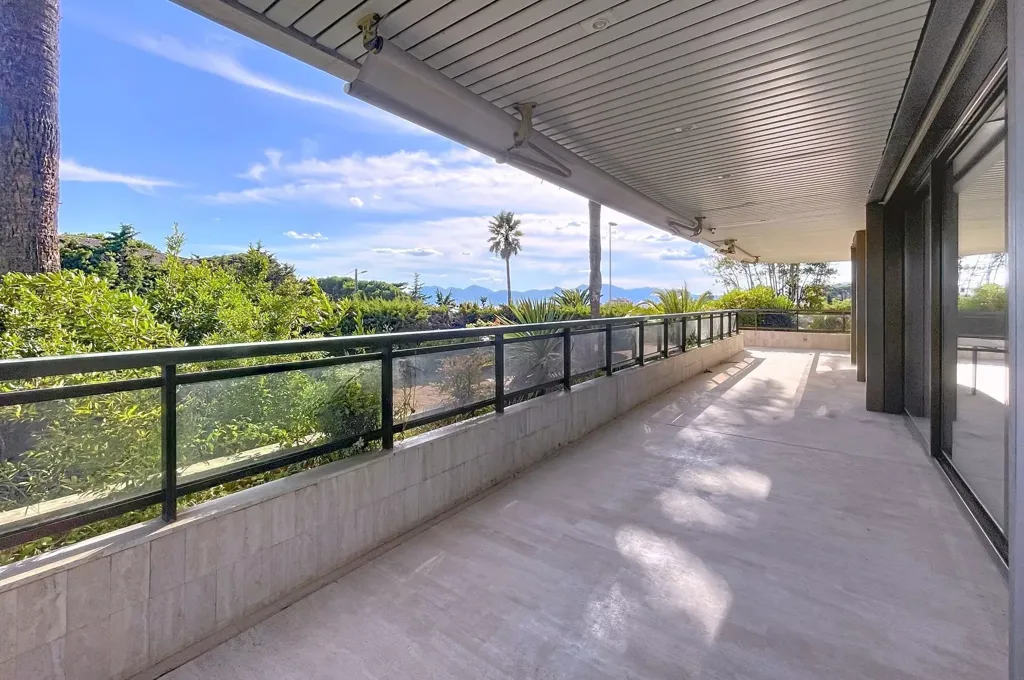 Balcon - Appartement-Villa avec Terrasses et Vue Mer à Cannes