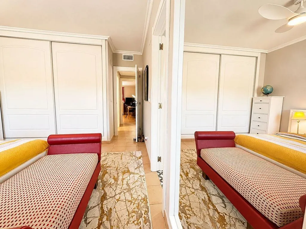 Magamistoad - Duplex with Pool and Terrace in Altaona Golf