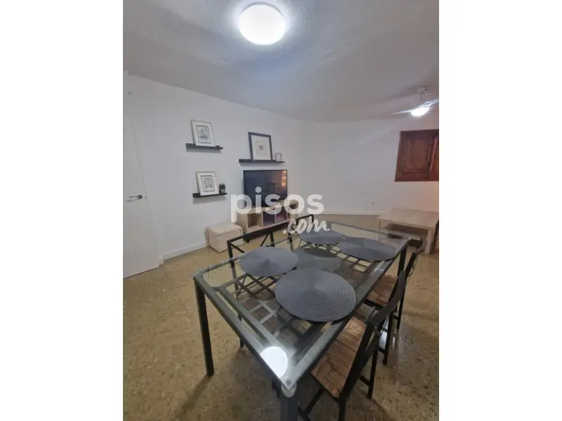 Söögituba - Equipped Flat with Patio in Blanco Belmonte