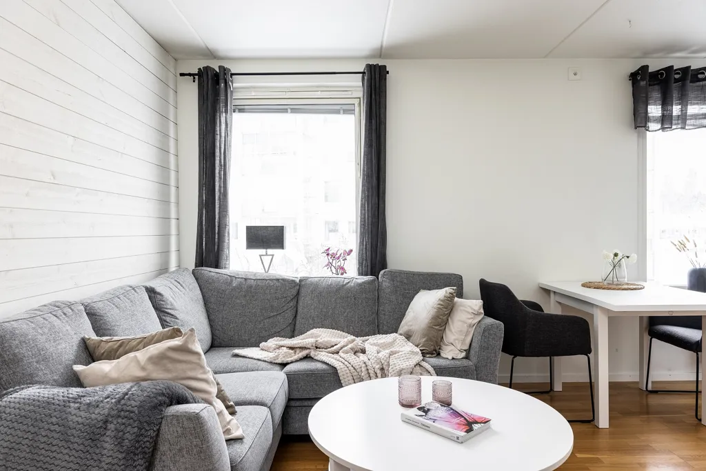 Séjour - Apartment with Open Plan in Hovshaga