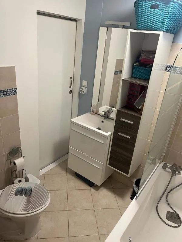 Bagni - Flat with Courtyard in Issou