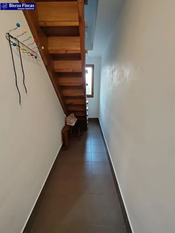 Pièces - Spacious Chalet with Garden in Fabero