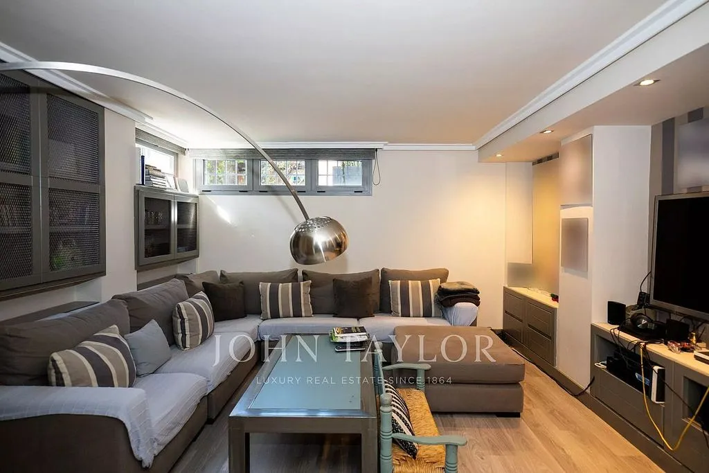 Elutuba - Luxury House with Private Garden in Boadilla del Monte