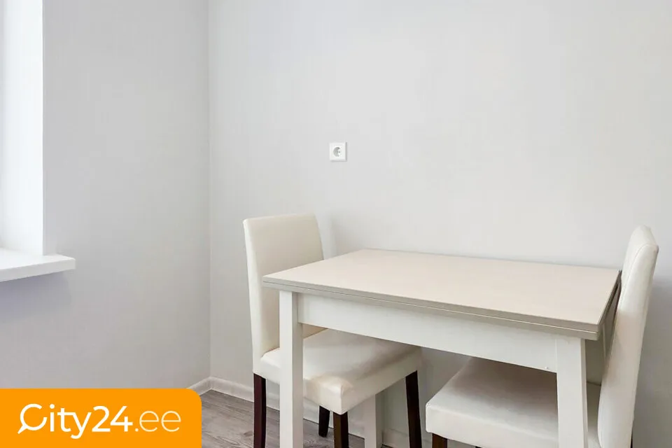Salle à manger - Apartment with Balcony near Centre