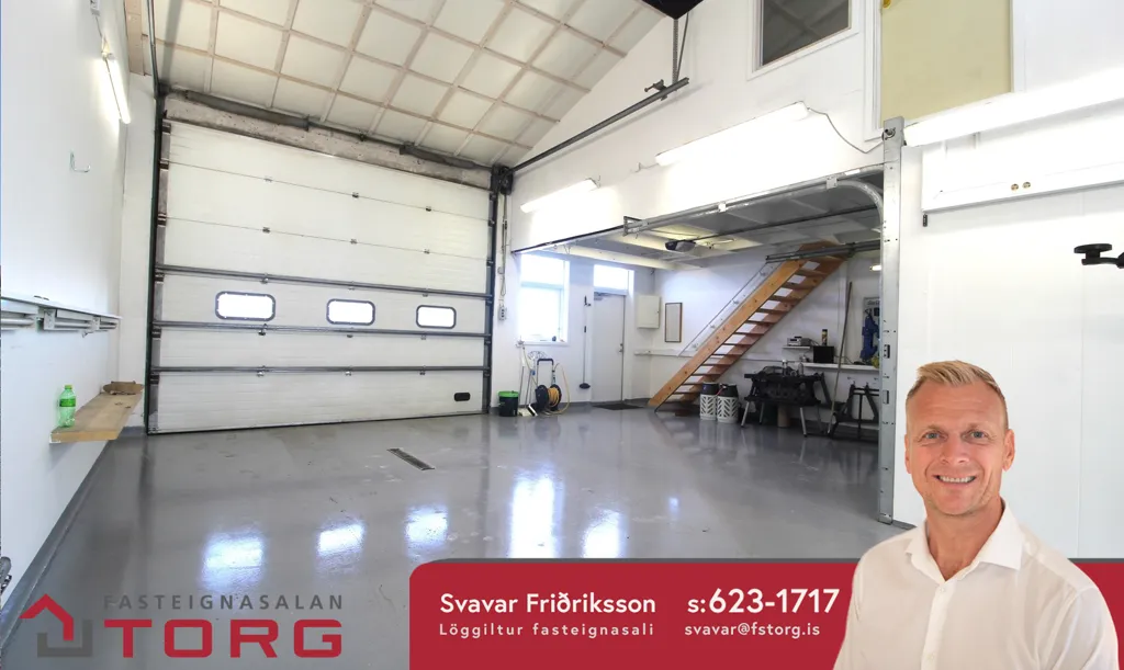 Garage - Warehouse with Loft Space in Hafnarfjörður