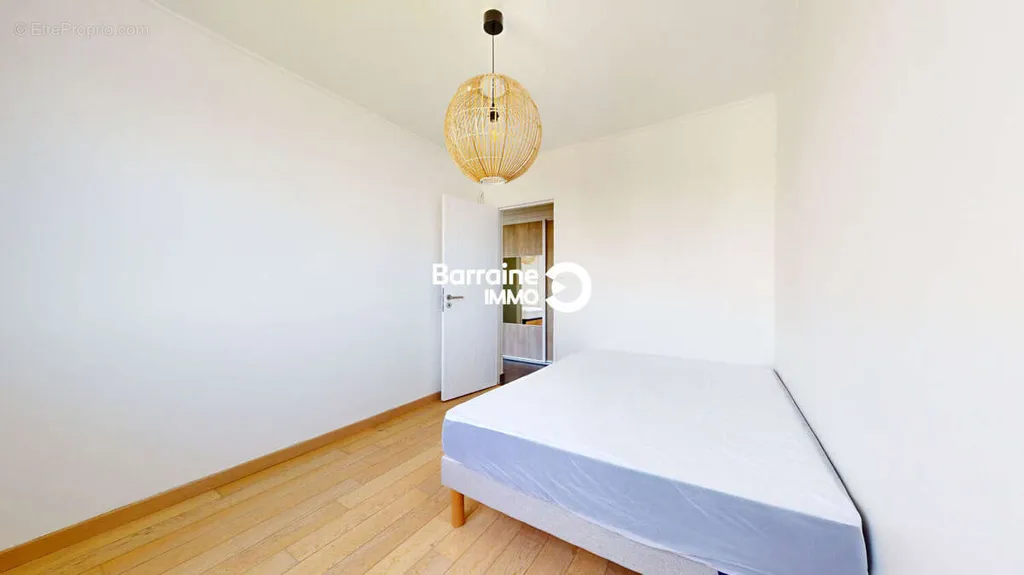 Chambres - Appartement Meublé avec Balcon à Brest - Lanrédec