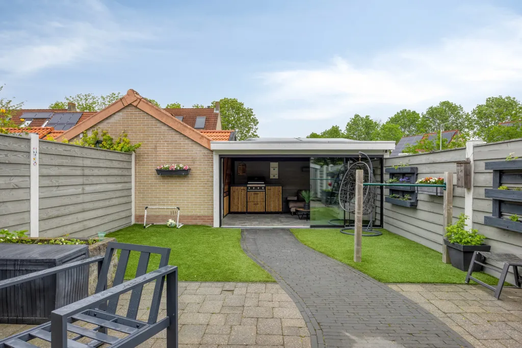 Aed - Eco-Friendly Corner House in Middelharnis