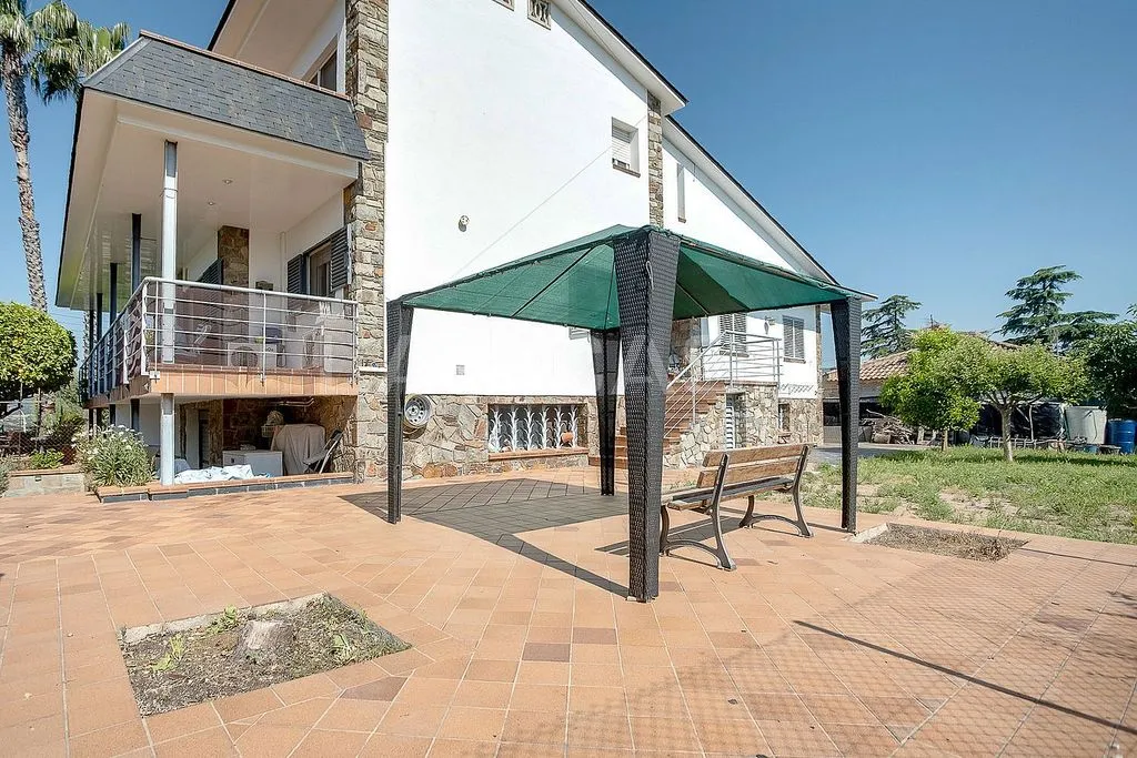 Terrasse - Chalet with Terrace in Santa Eulàlia de Ronçana