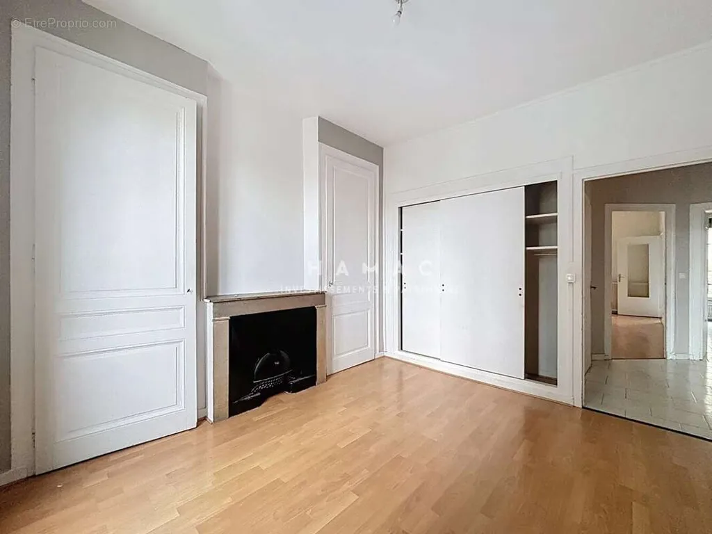 Séjour - Appartement T3 avec Ascenseur à Perrache Sainte-Blandine