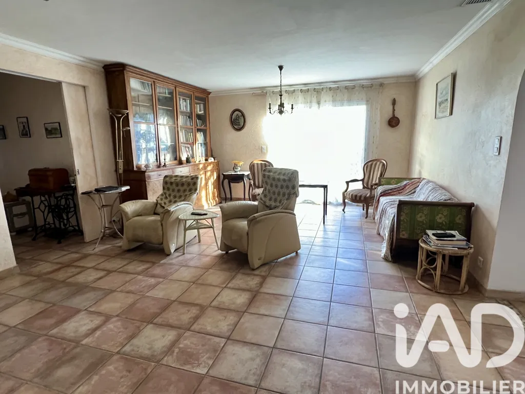 Séjour - Maison Lumineuse au Calme à Cavaillon