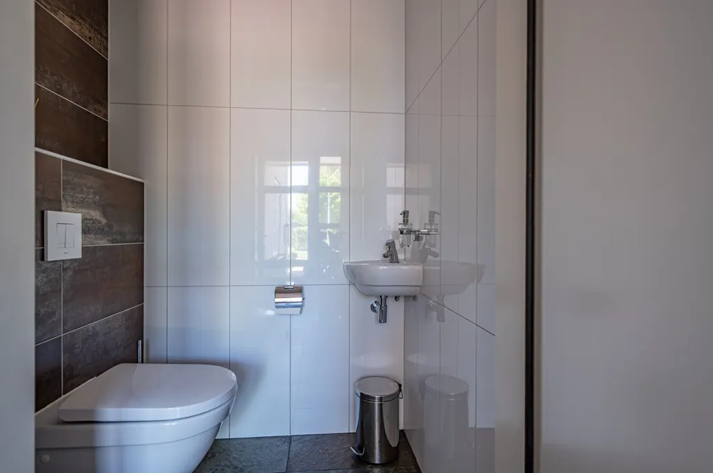 Vannitoad - Modern Free-Standing House with Garage in Emmeloord