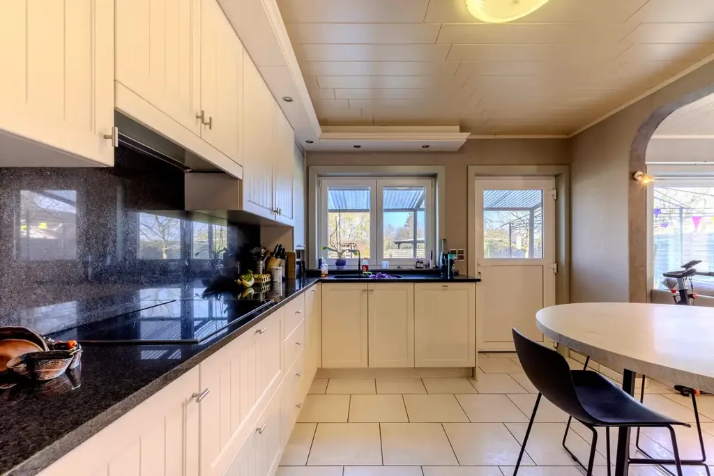 Köök - Eco-Friendly House with Garden in Balen