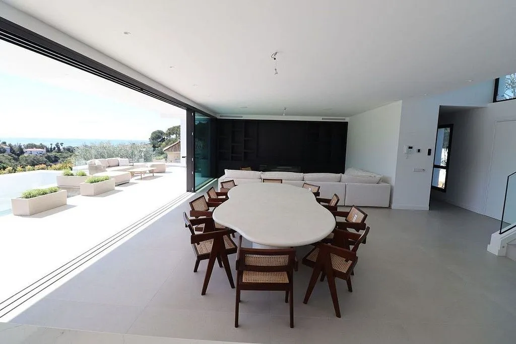 Salle à manger - Chalet with Pool and Terrace in Casco Antiguo