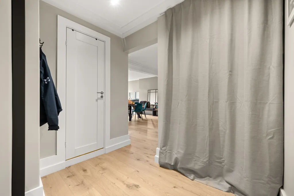 Esik - Modern Apartment with Balcony in Fagerborg