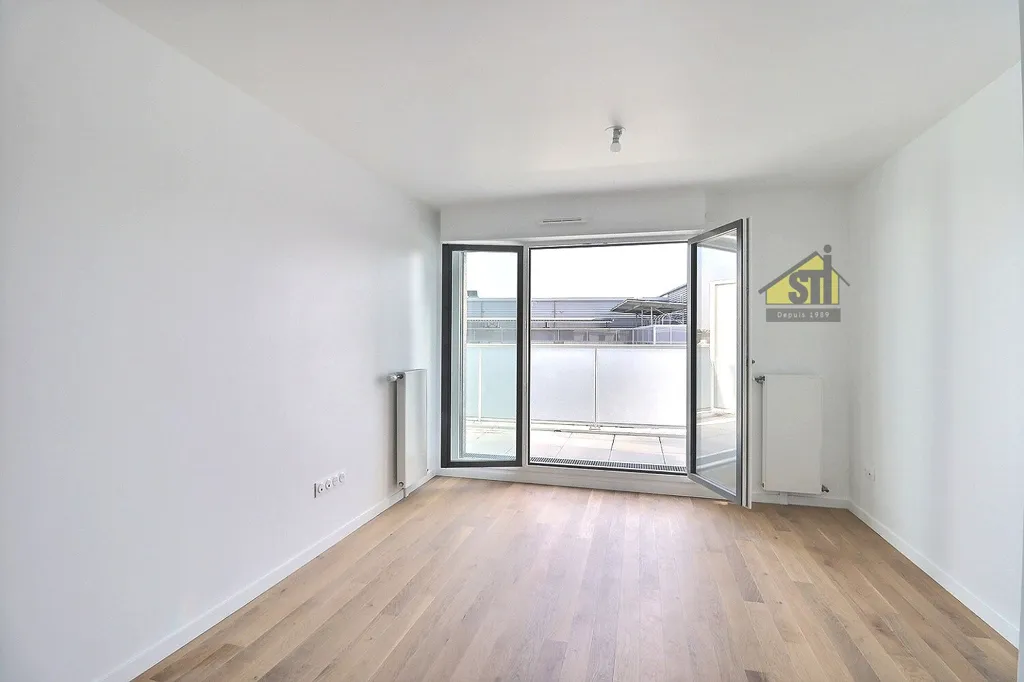 Stanze - New Flat with Balcony in Rueil-Malmaison