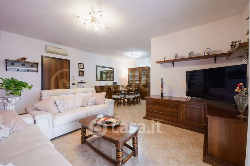 Séjour - Apartment with Balcony in Modena