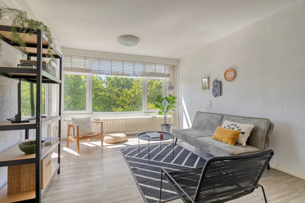 Séjour - City Centre Flat with Balcony in Hereplein