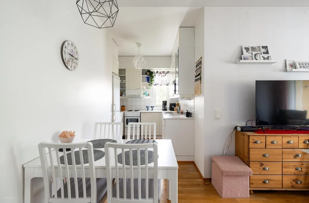 Elutuba - Apartment with Balcony in Kangasala Centre