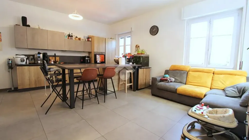 Kitchen - Rustic Detached House with Garden in Bareggio
