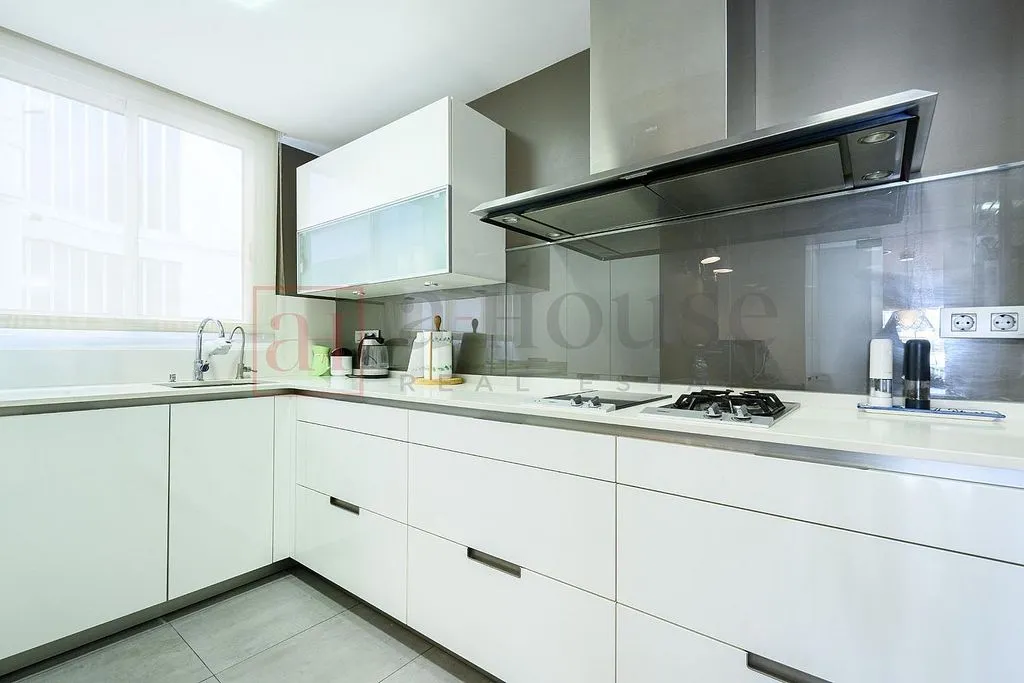 Cuisine - Luxury Apartment with Balcony in L'Antiga Esquerra de l'Eixample