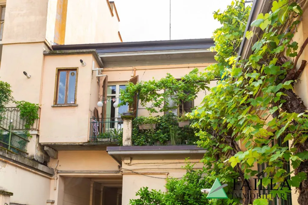 Aed - Restored Apartment with Balcony in Turin