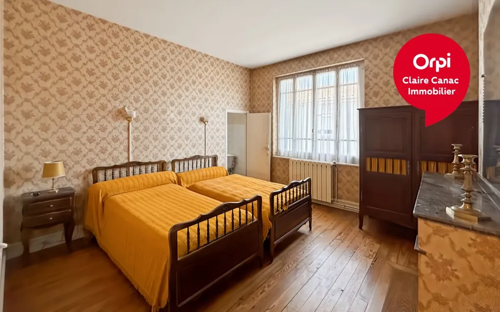 Chambres - Maison de Charme avec Jardin au Bord de l'Eau à Castres