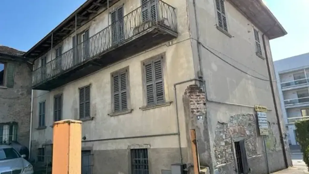 Välivaade - Rustic Property with Balcony near Bergamo