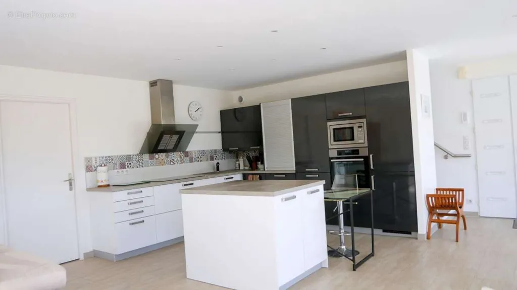 Köök - Contemporary House with Garden in La Baule