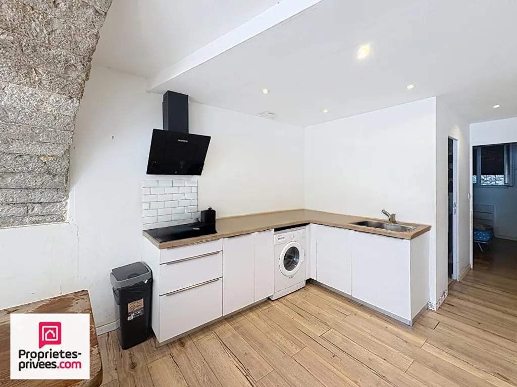 Cuisine - Appartement Rénové au Coeur du Village de Rians