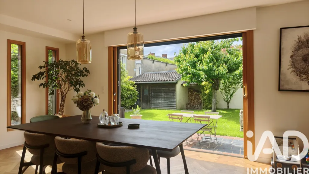 Terrace - Charming Townhouse with Garden in Couëron