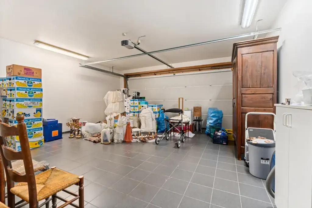 Garage - Contemporary Villa with Terrace in Wingene