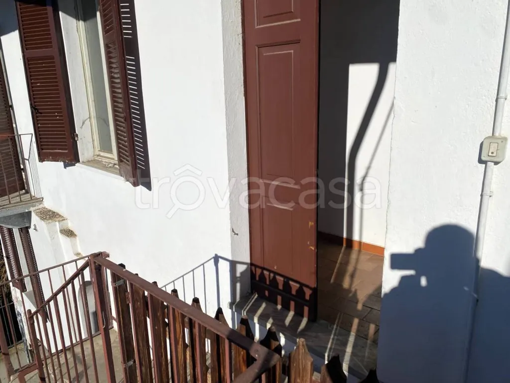 Toad - Multi-Unit Building with Garden in Niella Tanaro