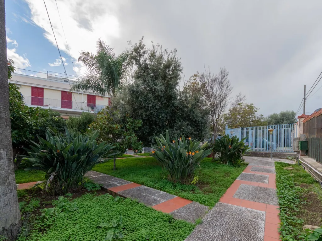 Jardin - Villa Portion with 360° Views in Villagrazia