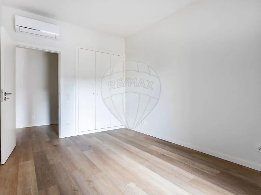Magamistoad - New 4-Bedroom Flat with River Views in Miraflores