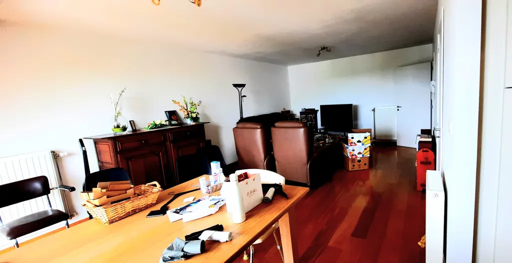 Salle à manger - Penthouse avec Terrasses en Pleine Ville