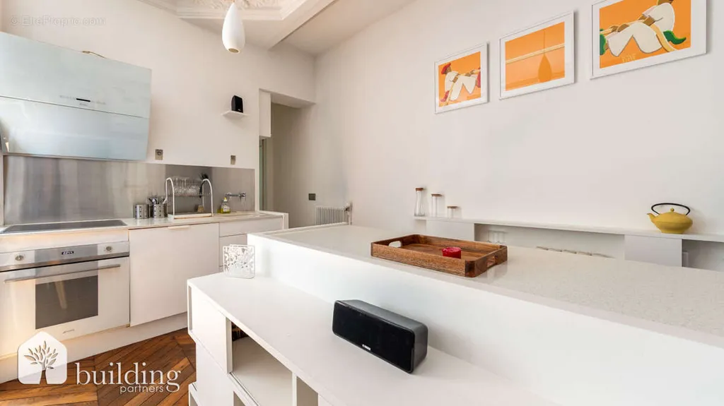 Cuisine - Appartement 3 Pièces avec Terrasse au 17e à Paris