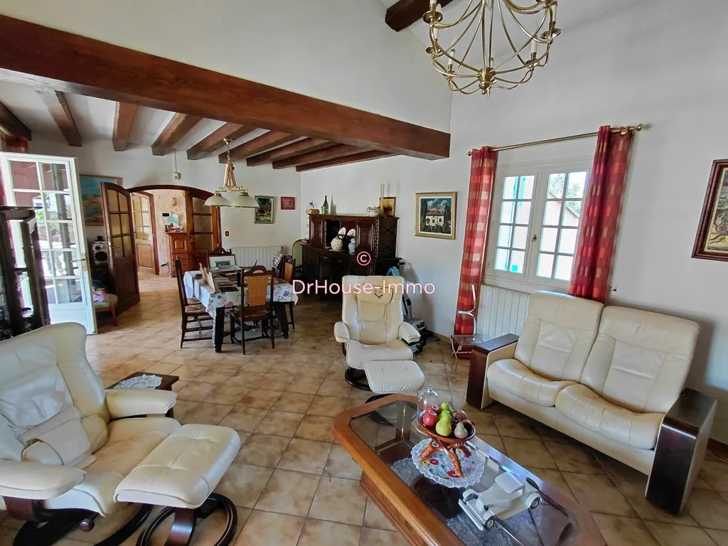 Elutuba - Provençal Villa with Pool in Charols