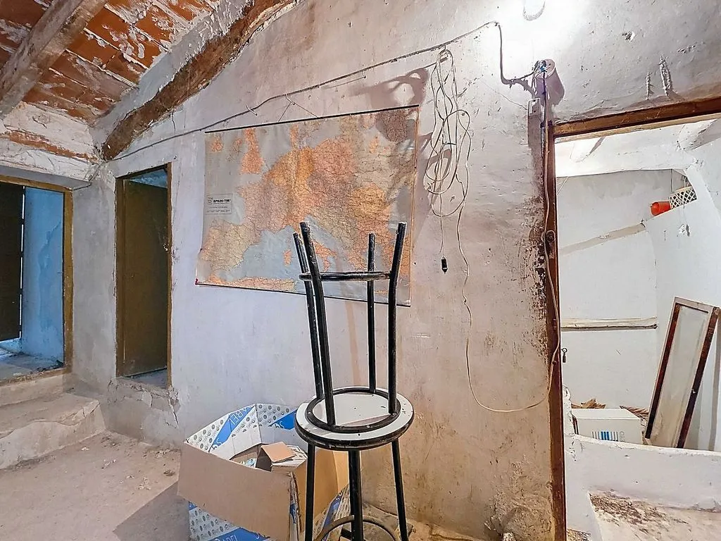 other_room