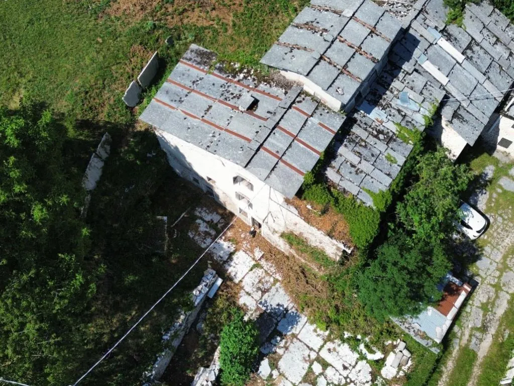 Vue aérienne - Rustic Home with Large Land in Fumane
